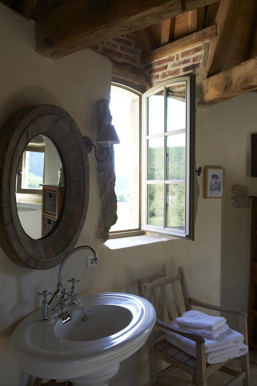 Mas De Garrigue Bed & Breakfast Calvignac Room photo